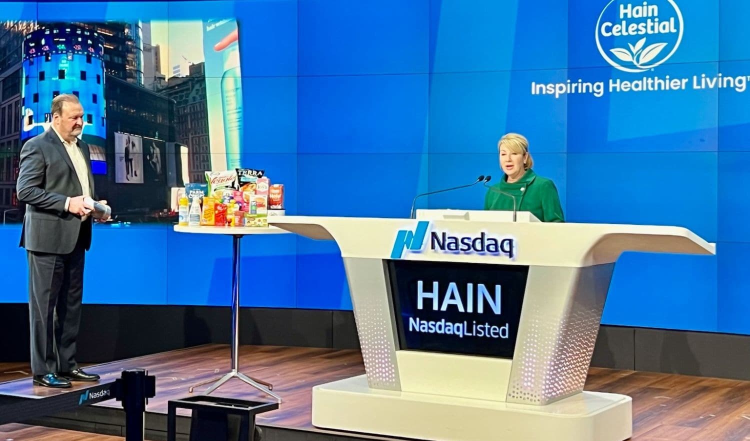 Wendy Davidson interviewed on Nasdaq